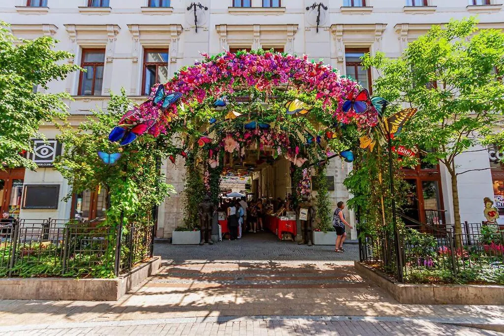 Balinese Style Downtown Apartment Budapeszt 0*,  Węgry