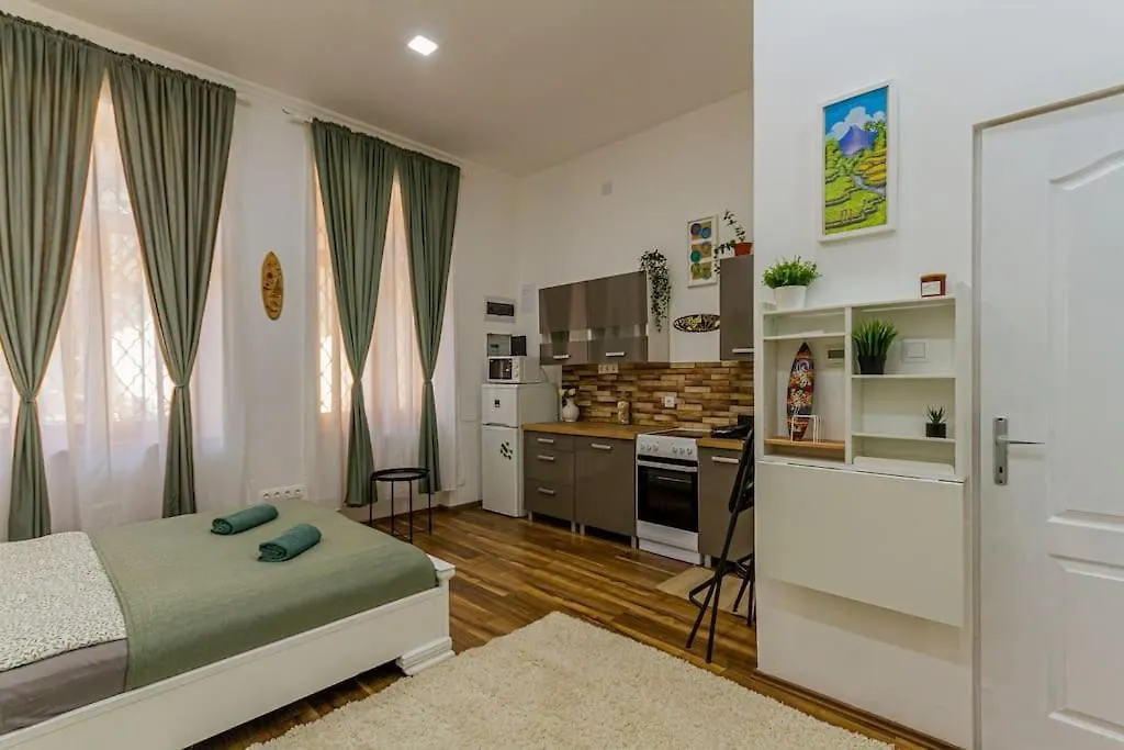 Balinese Style Downtown Apartment Budapeszt Węgry